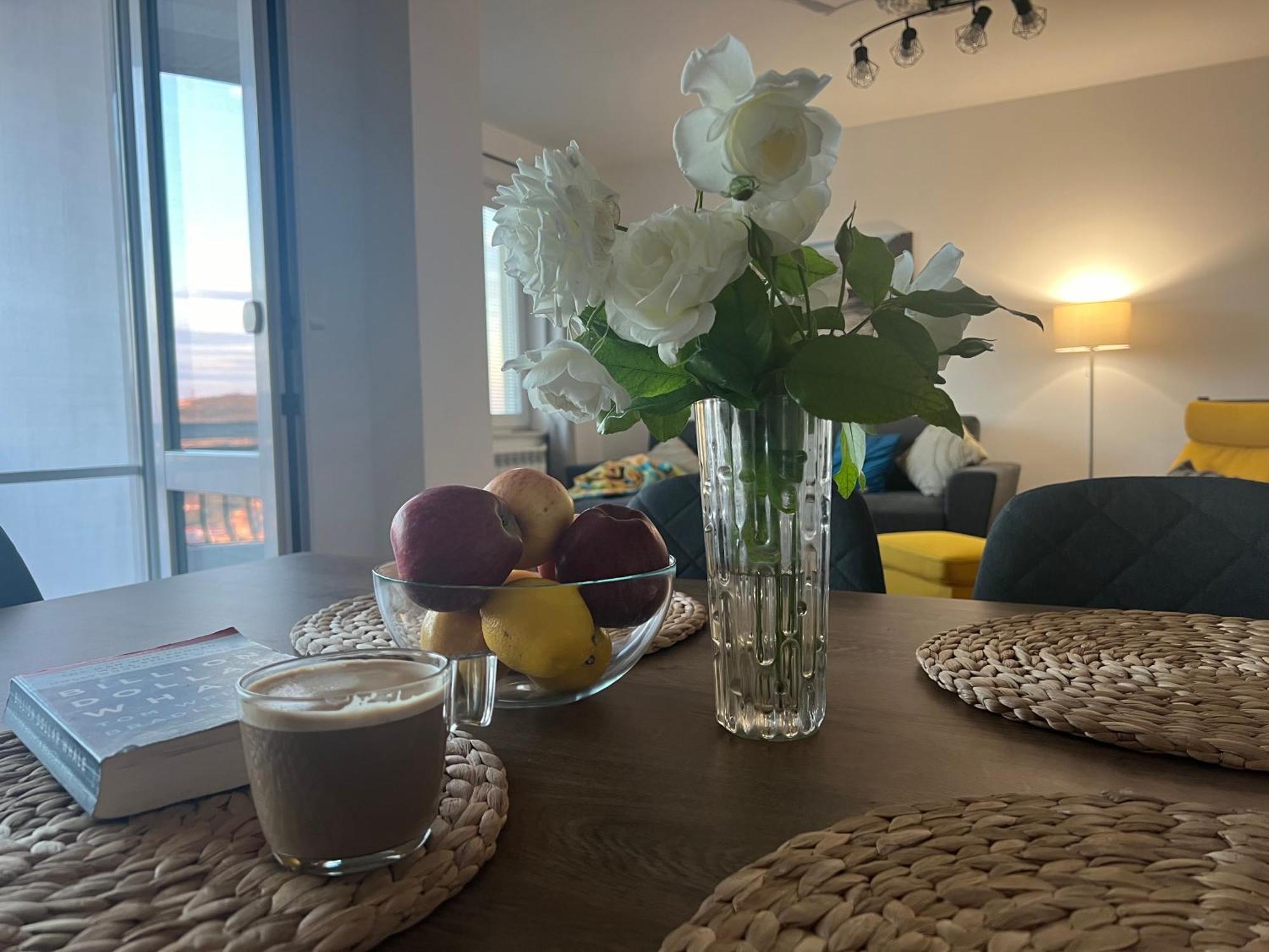 Kakavanen'S Sea View Apartment Μπαλτσίκ Εξωτερικό φωτογραφία